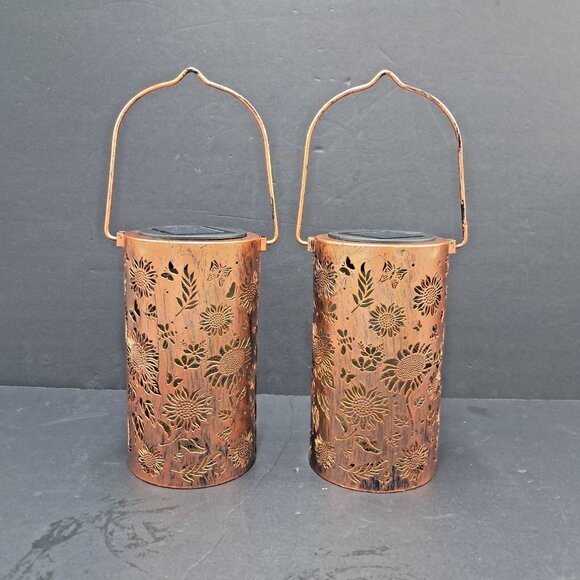 Sunflower Solar Lanterns-Set of 2- Hanging Light-LED-Outdoor Garden Lamp - Decor - Picture 2 of 9